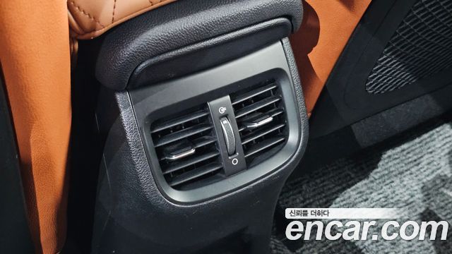Kia K3 2022 — photo 28