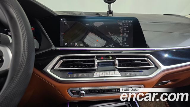BMW X7 2021 — photo 19