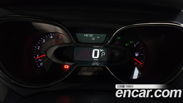 Renault Korea QM3 2017 — photo 11