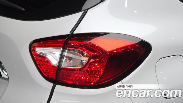 Renault Korea QM3 2017 — photo 9