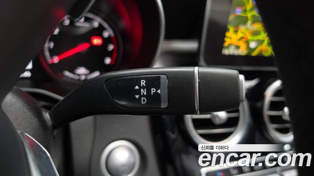 Mercedes-Benz C-Class 2018 — photo 12