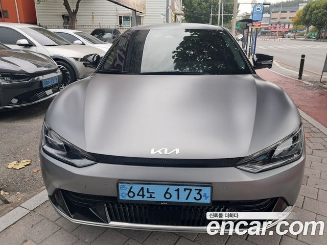 Kia EV6 2022 — photo 2