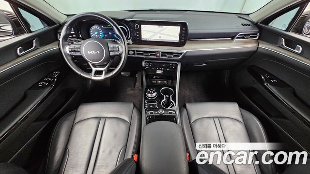 Kia K5 2022 — photo 10