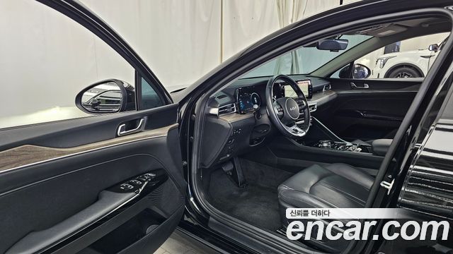 Kia K5 2022 — photo 13