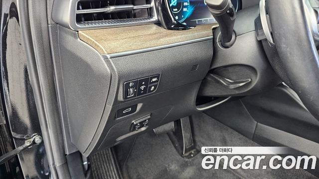 Kia K5 2022 — photo 25