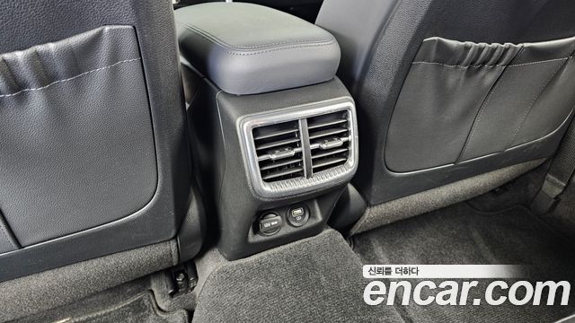 Kia K5 2022 — photo 31