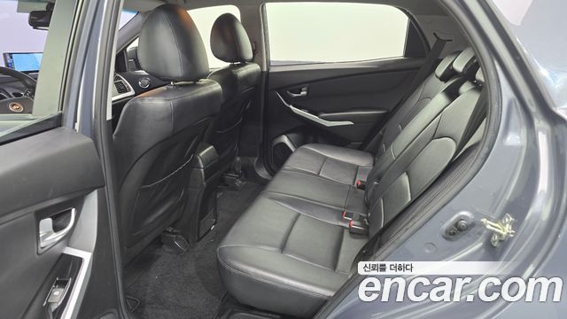 KG Mobility KORANDO 2016 — photo 11