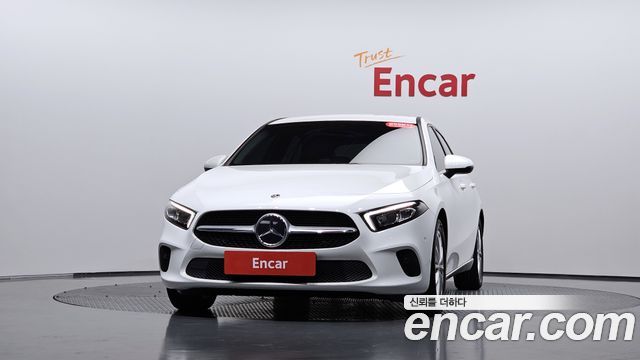 Mercedes-Benz A-Class 2020 — photo 3