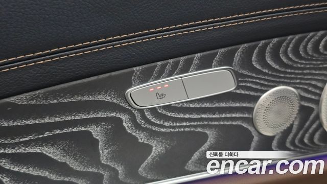 Mercedes-Benz E-Class 2022 — photo 31