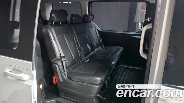 Hyundai Staria 2023 — photo 18