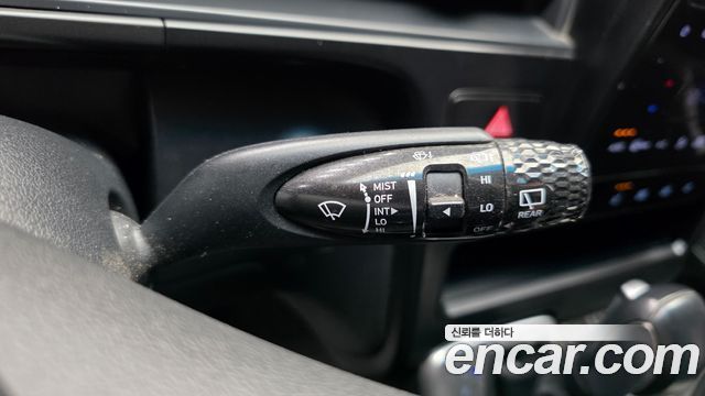 Hyundai Staria 2023 — photo 28