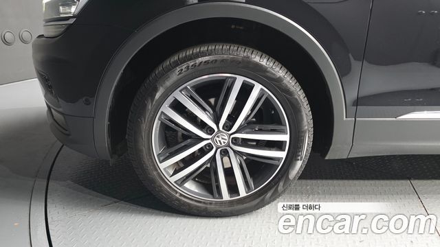Volkswagen Tiguan 2020 — photo 5