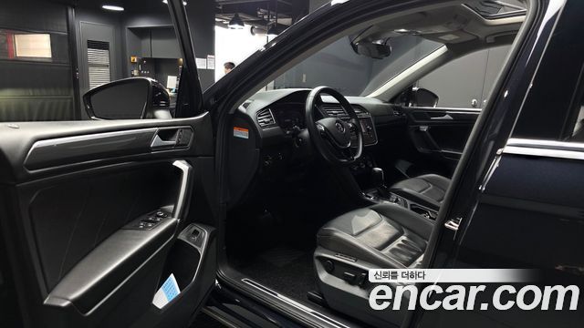 Volkswagen Tiguan 2020 — photo 13