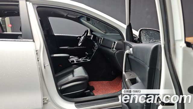 Kia Sportage 2018 — photo 18