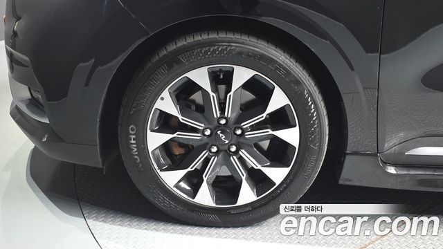 Kia Canival 2021 — photo 5