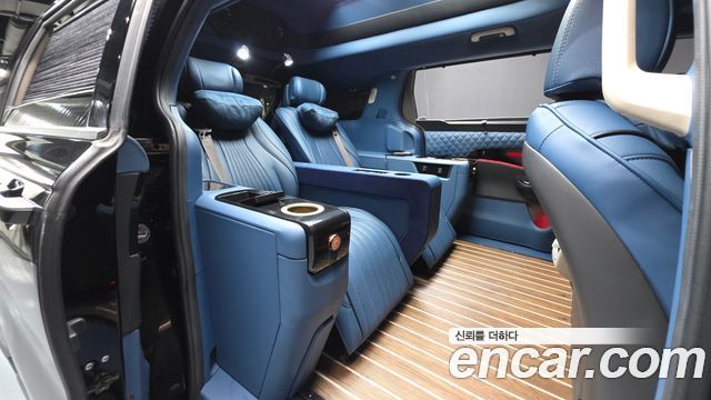 Kia Canival 2021 — photo 18