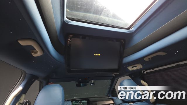 Kia Canival 2021 — photo 24