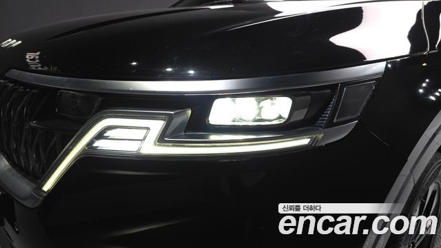 Kia Canival 2021 — photo 8