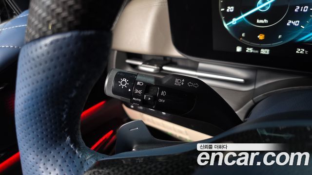 Kia Canival 2021 — photo 30