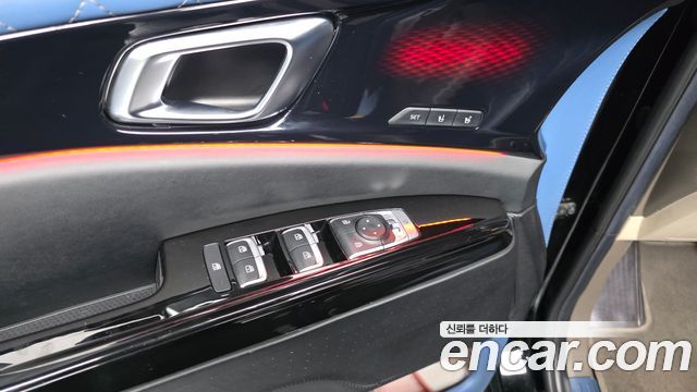 Kia Canival 2021 — photo 34
