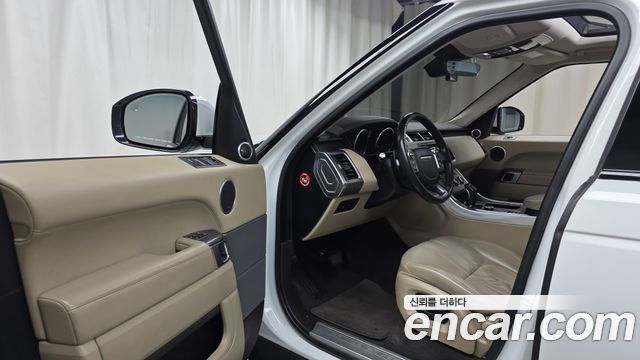 Land Rover Range Rover Sport 2017 — photo 13