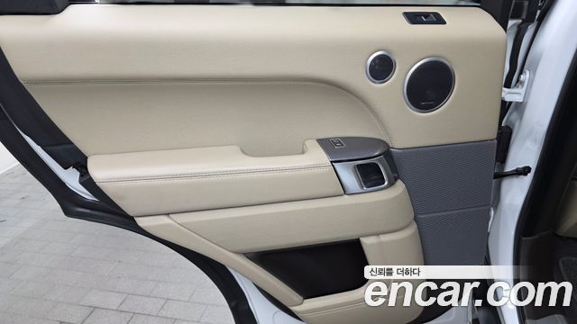 Land Rover Range Rover Sport 2017 — photo 15