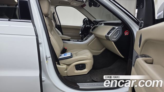 Land Rover Range Rover Sport 2017 — photo 16