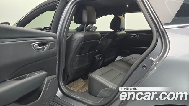 Renault Korea SM6 2024 — photo 17