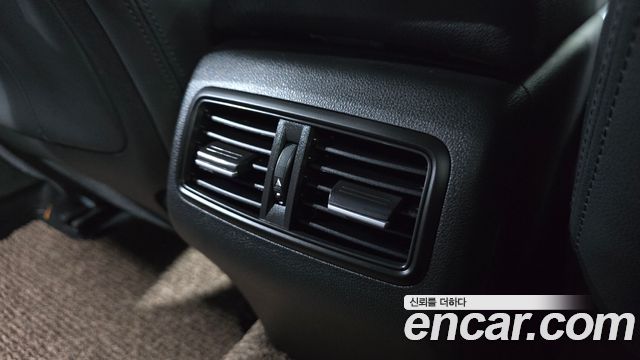 Renault Korea SM6 2024 — photo 28