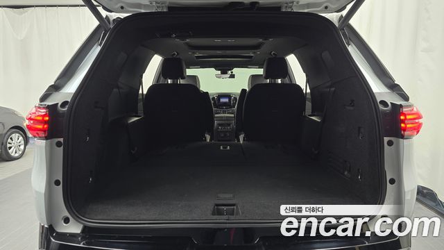 Chevrolet Korea Traverse 2022 — photo 20