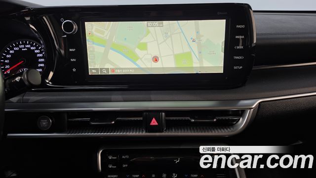 Kia K5 2023 — photo 18