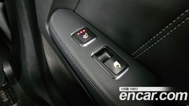Mercedes-Benz E-Class 2015 — photo 18