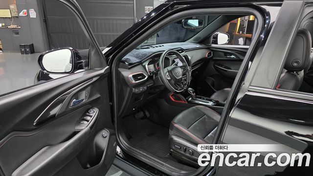 Chevrolet Korea Trailblazer 2022 — photo 13