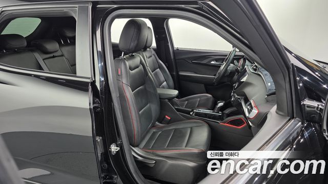 Chevrolet Korea Trailblazer 2022 — photo 16