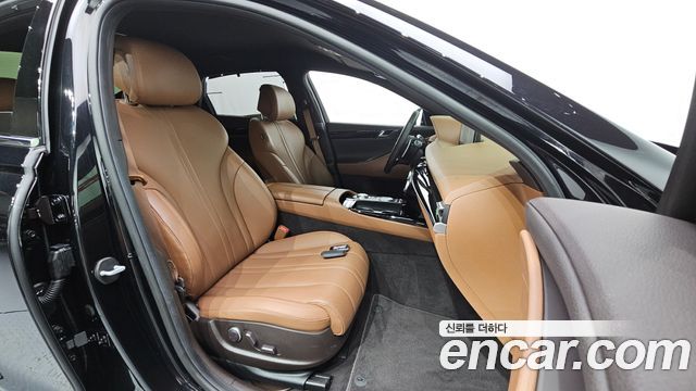 Genesis G80 2021 — photo 16