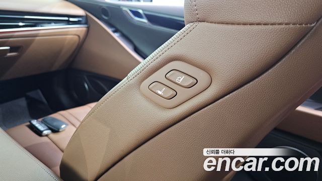 Genesis G80 2021 — photo 32