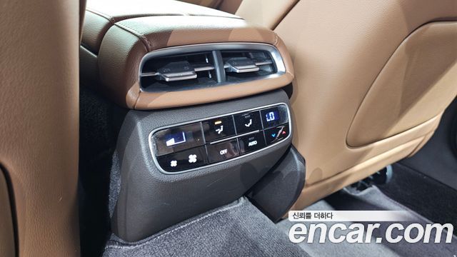 Genesis G80 2021 — photo 33