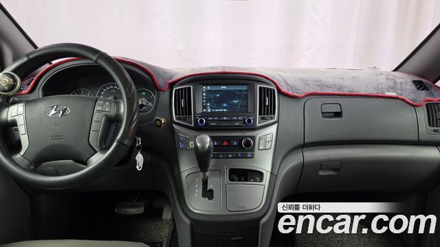 Hyundai Starex 2018 — photo 14