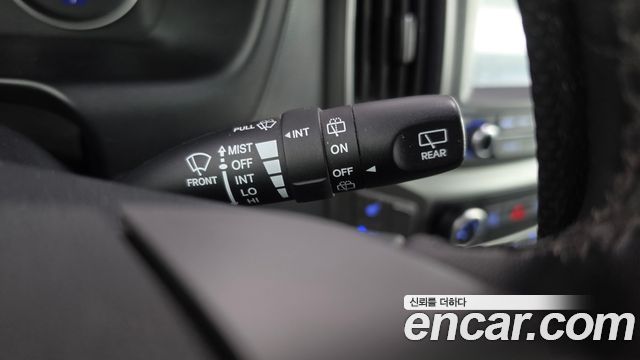 Hyundai Starex 2018 — photo 16