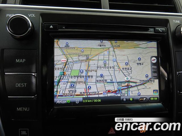 Toyota Camry 2015 — photo 13
