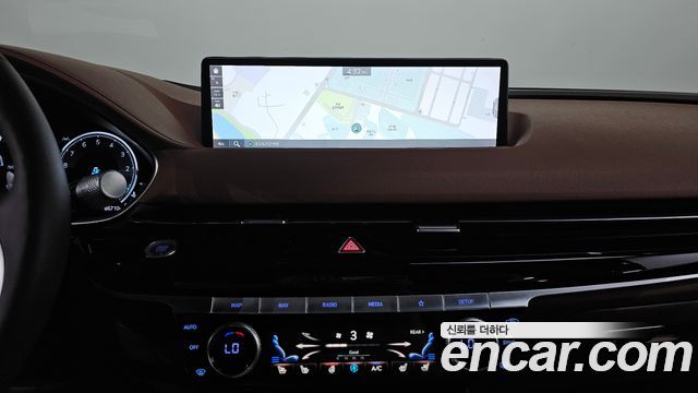Genesis G80 2022 — photo 20