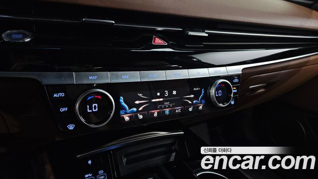Genesis G80 2022 — photo 24