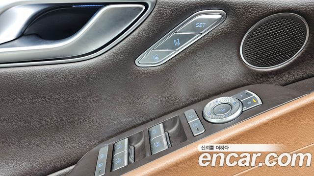 Genesis G80 2022 — photo 25