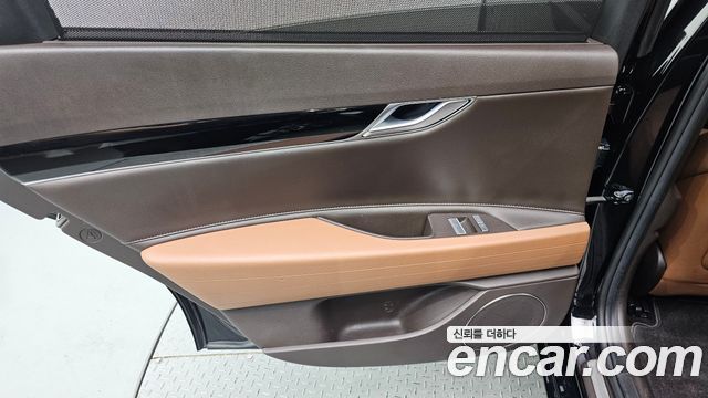 Genesis G80 2022 — photo 15
