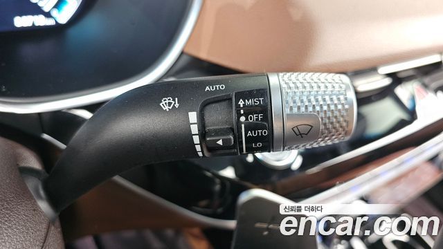 Genesis G80 2022 — photo 28