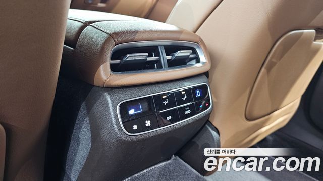 Genesis G80 2022 — photo 34