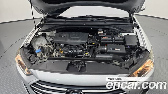 Hyundai AVANTE 2016 — photo 6