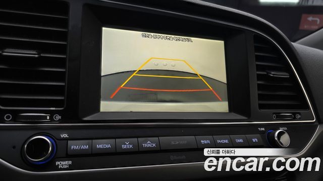 Hyundai AVANTE 2016 — photo 22