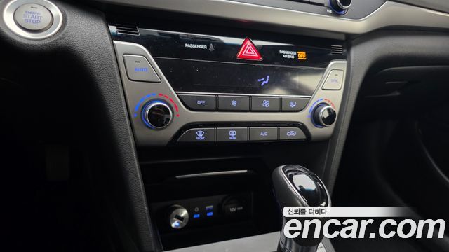 Hyundai AVANTE 2016 — photo 23