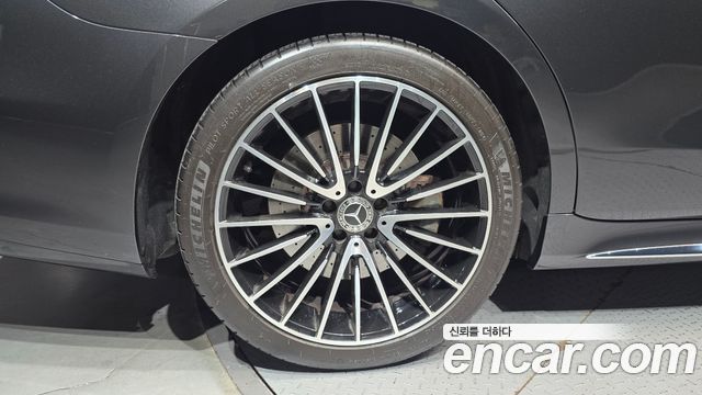 Mercedes-Benz S-Class 2021 — photo 5